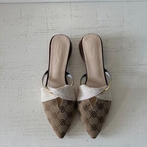 Elegant Beige and Brown Patterned Mules